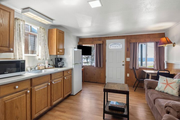 Oceanside Ocean Front Cabins