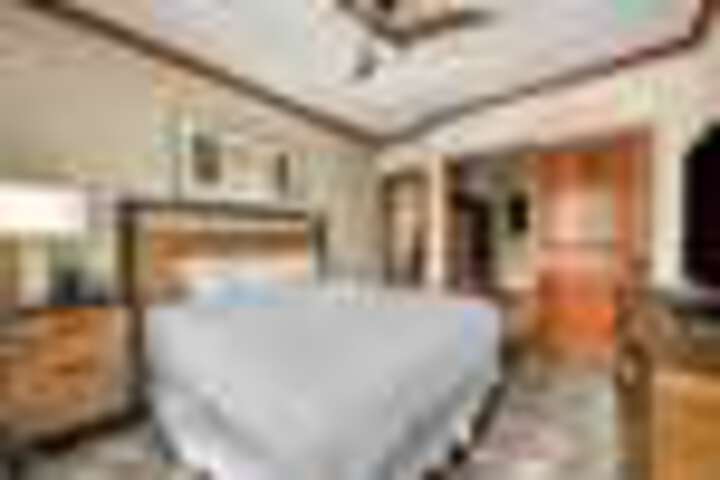 Room 152 of 168