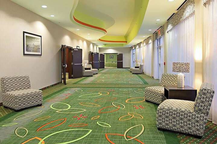 Holiday Inn Garland by IHG
