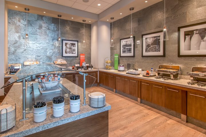 Hampton Inn & Suites Panama City Beach-Beachfront