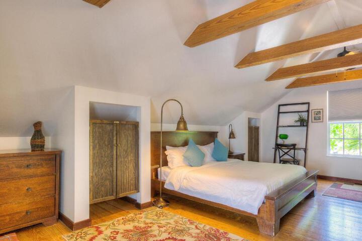 Key West Harbor Inn - Adults Only