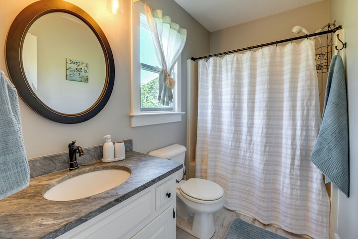 Tranquil Cottage in Virginia Countryside w / Pond!