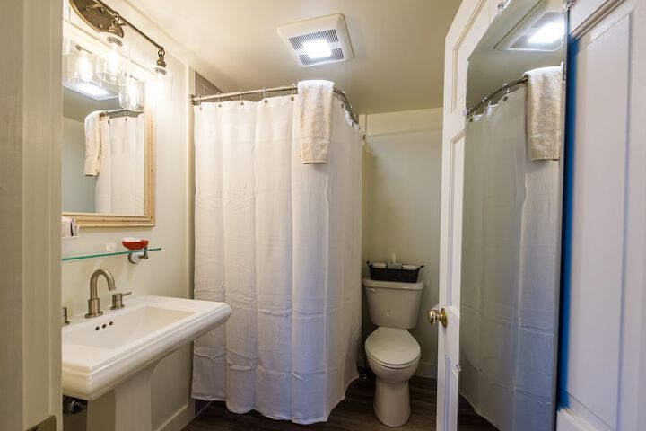 Room 195 of 260