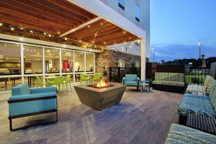 Terrace/Patio 30 of 32