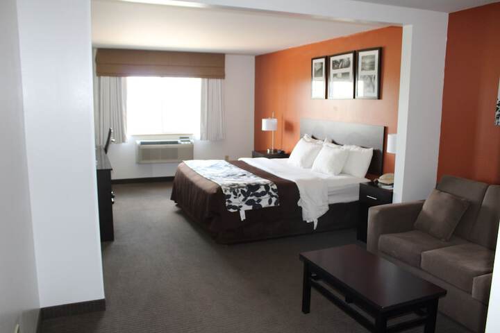 Sleep Inn & Suites North Liberty - Liberty City