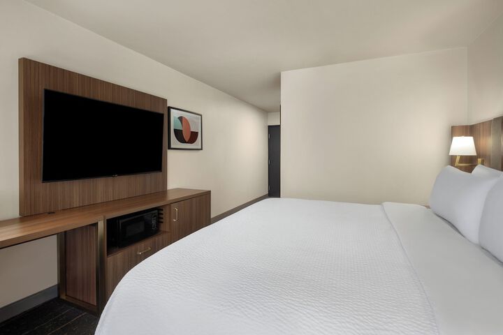 Holiday Inn Ontario by IHG