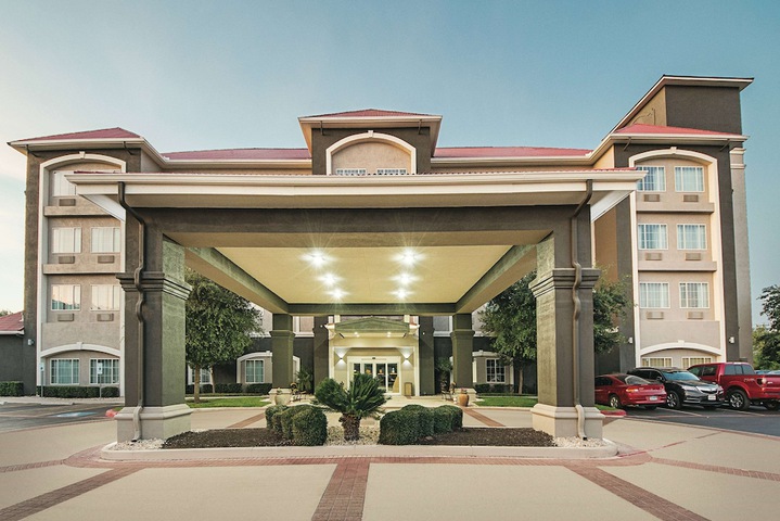 Hotel 4 of 47