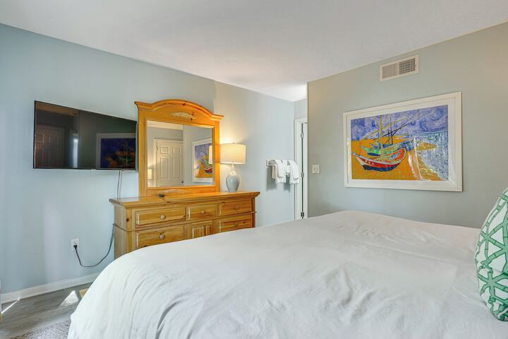 Kiawah Island Vacation Rental: Walk to Beach!