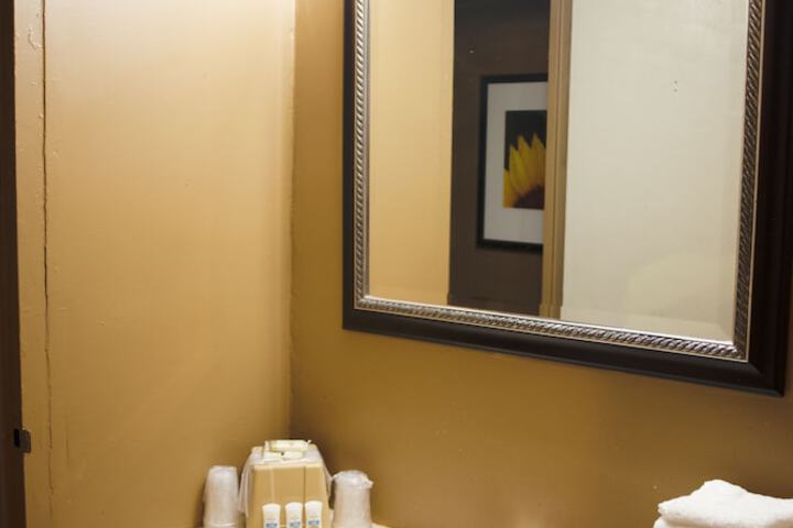 Room 15 of 22