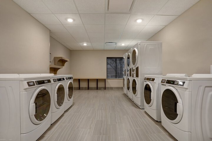 Staybridge Suites Overland Park - Kansas City S by IHG