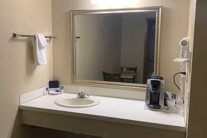 Room 38 of 41