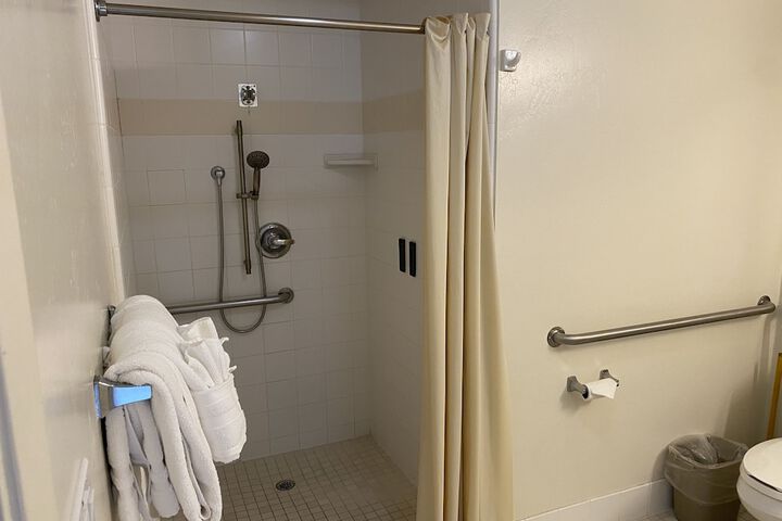 Room 22 of 71