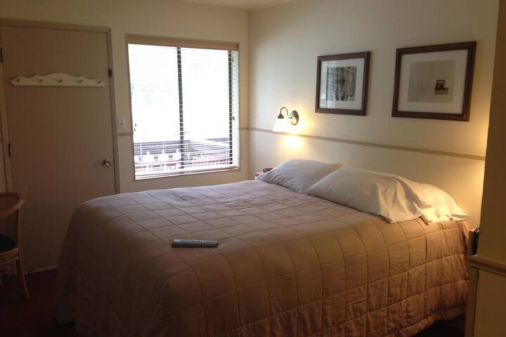 Room 7 of 20