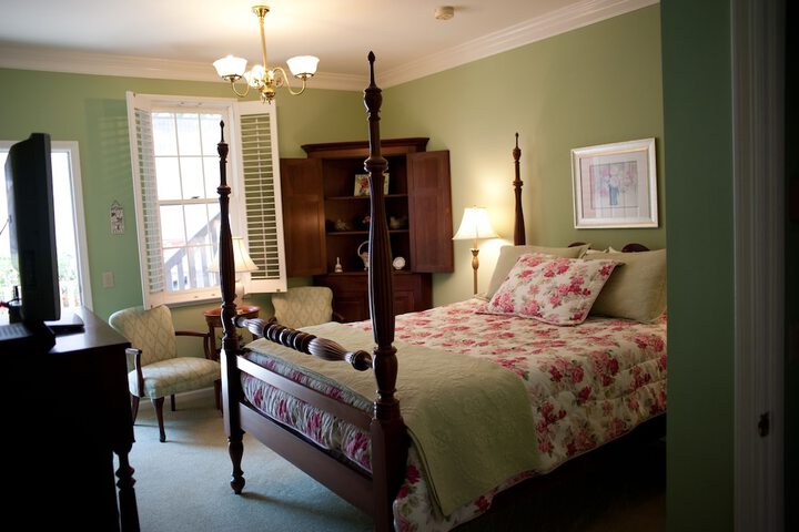 Room 18 of 50