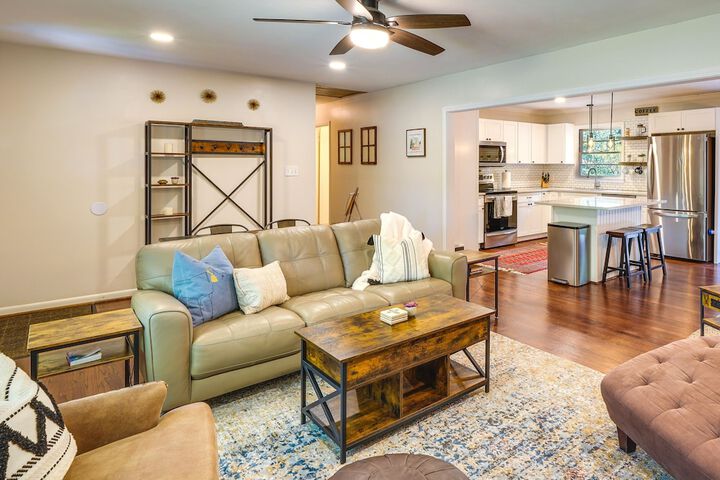 Southern Pines Vacation Rental w / Deck & Grill!
