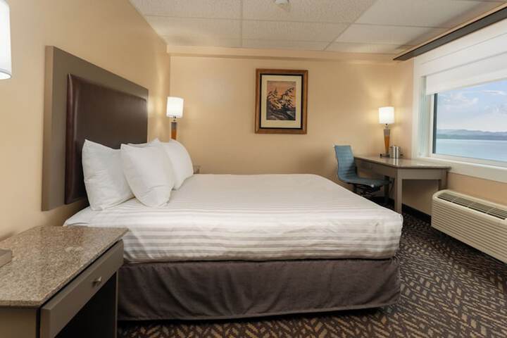 Prestige Oceanview Hotel Prince Rupert
