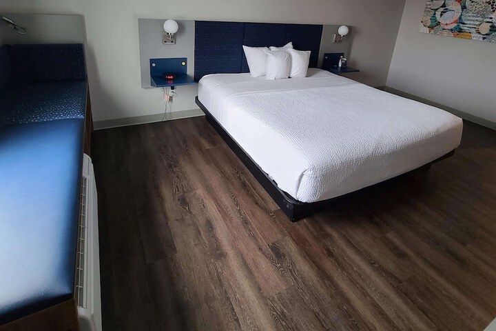 Microtel Inn & Suites by Wyndham Milford