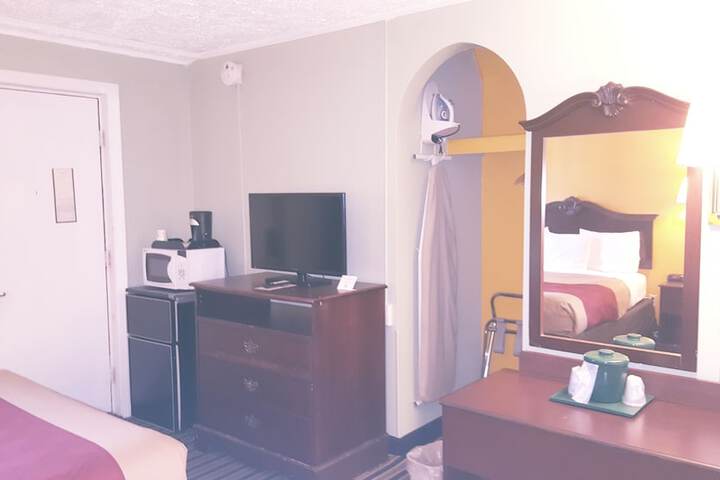 Room 36 of 49