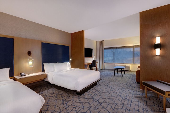 Room 19 of 40