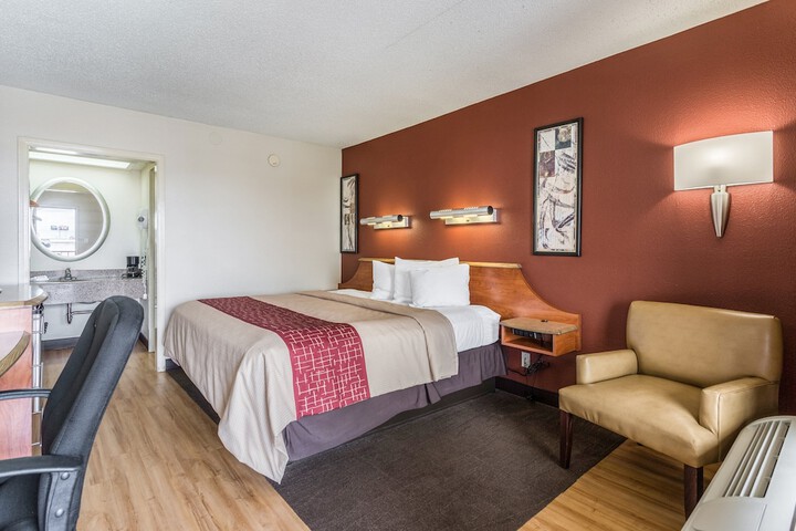 Room 15 of 35