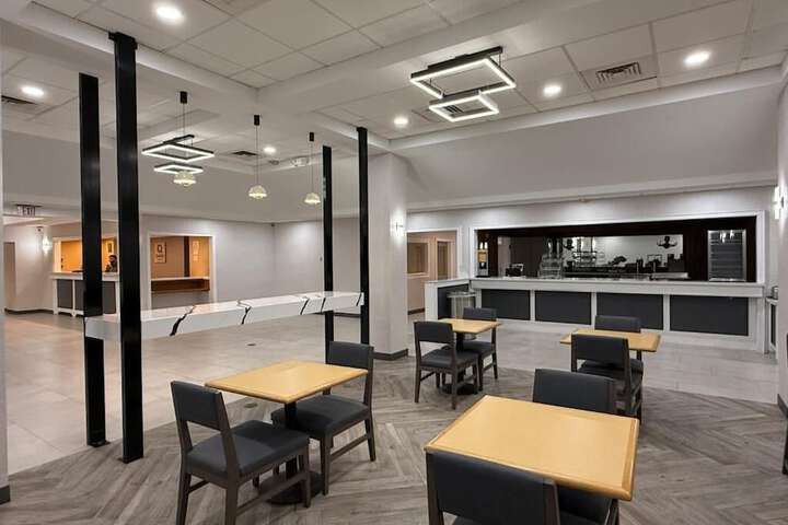 Quality Inn & Suites Baton Rouge West – Port Allen