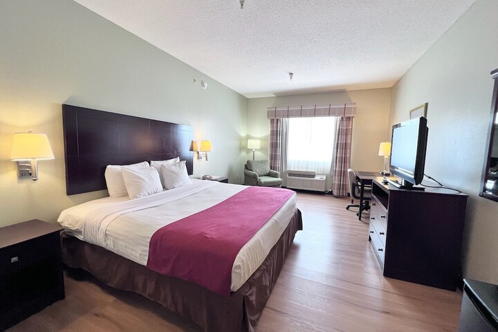 Room 32 of 40