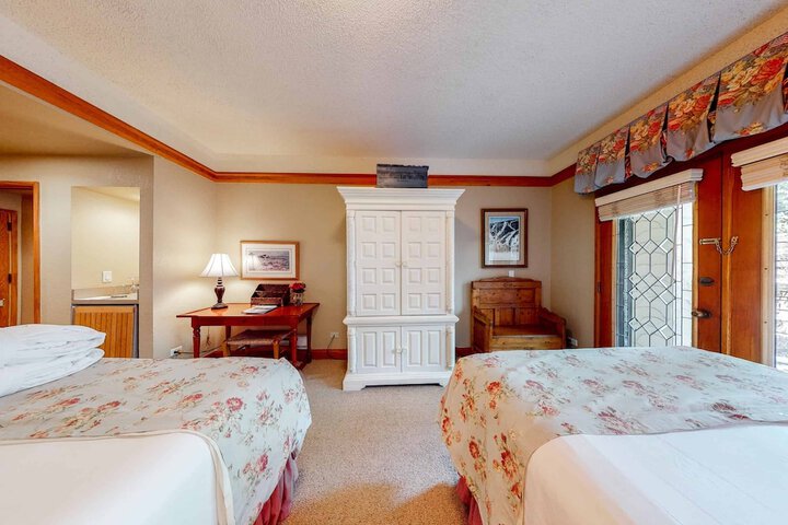 Room 128 of 222