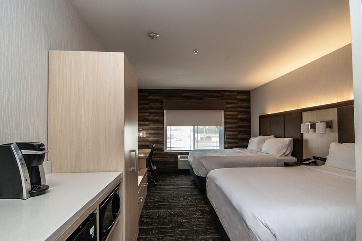 Room 30 of 49