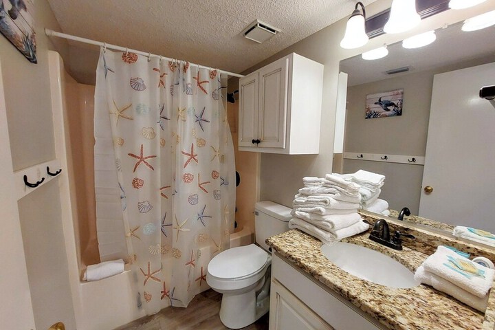 Room 9 of 24