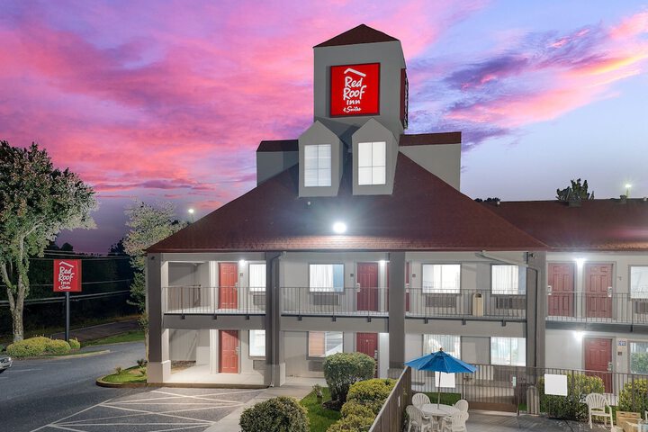 Hotel 6 of 33