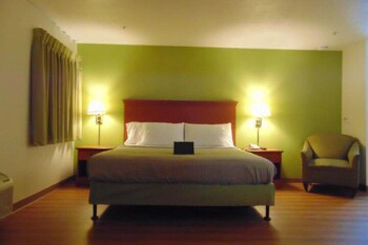 Motel 6 South