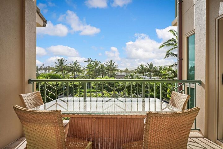 Waipouli Beach Resorts & Spa Kauai by OUTRIGGER