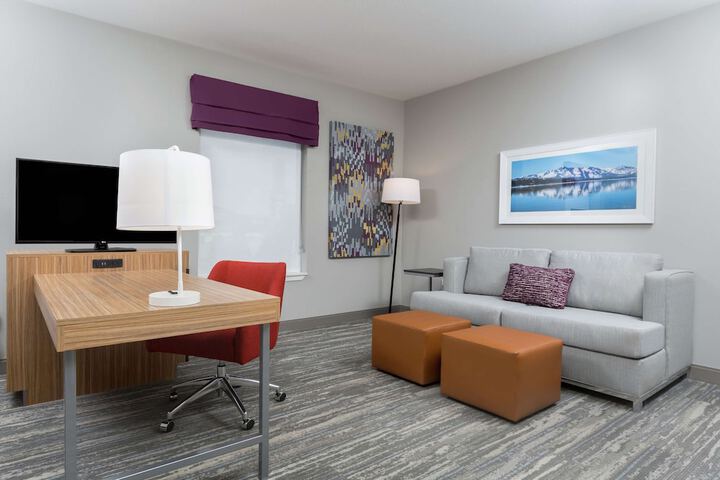 Room 15 of 33