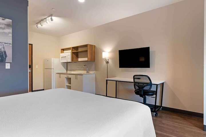 Room 16 of 33