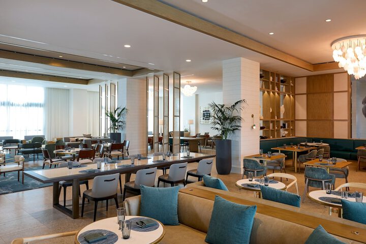 Dining 51 of 101