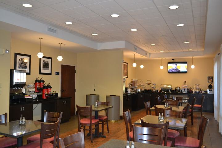 Days Inn by Wyndham Laurel MS