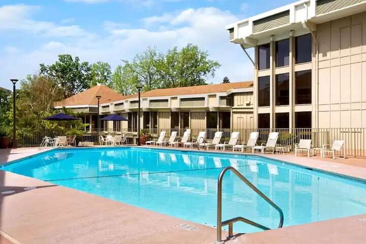Pool 5 of 42
