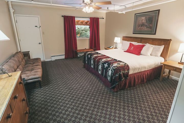 Room 41 of 62