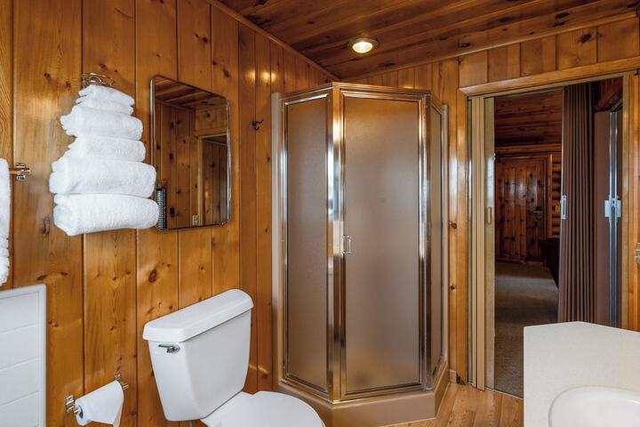 El Western Cabins & Lodges