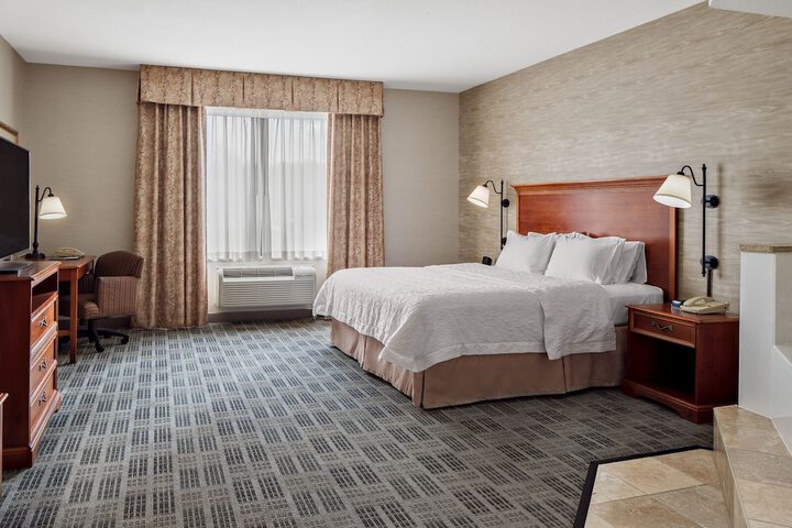 Room 18 of 27