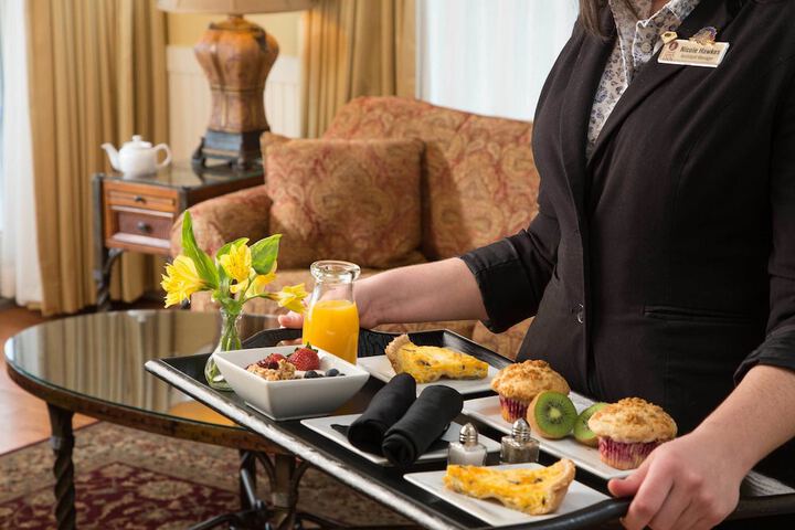 Grand Harbor Inn