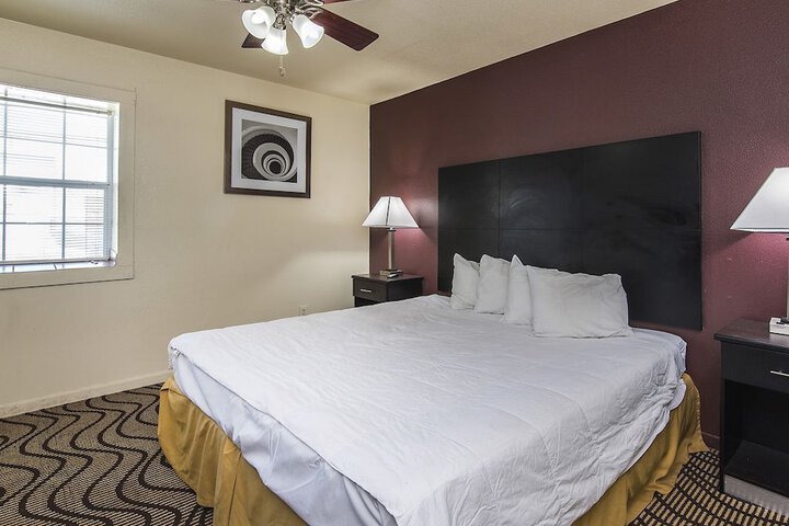 Room 13 of 15