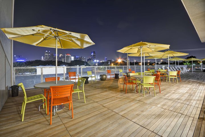 Terrace/Patio 34 of 36