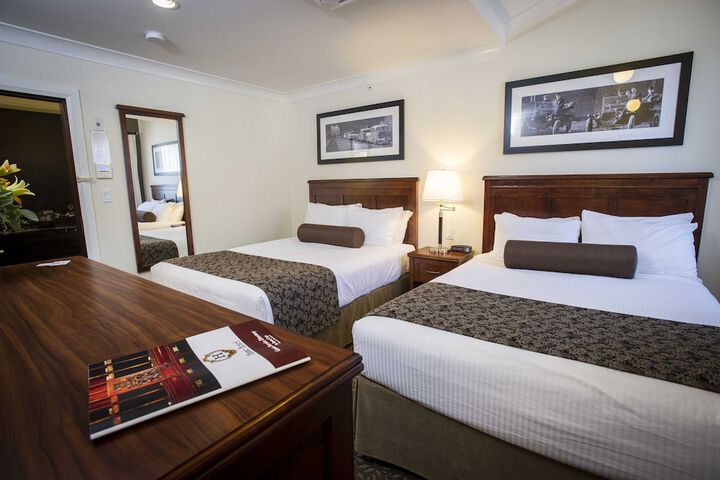 Hume Hotel & Spa