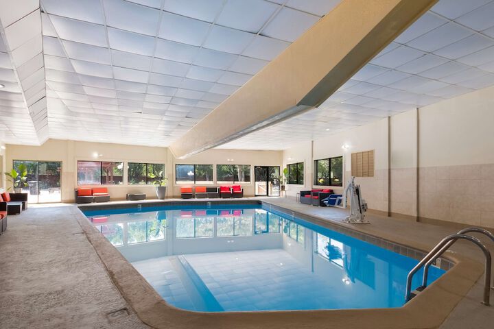 Pool 9 of 43