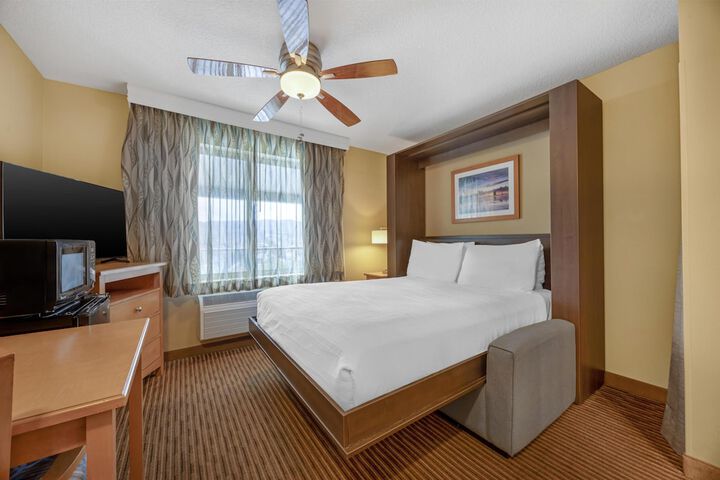 Best Western Plus Ocean View Resort