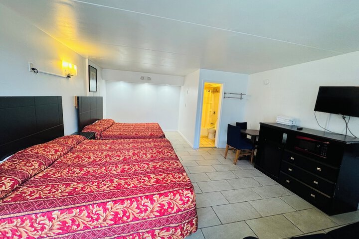 Room 67 of 84