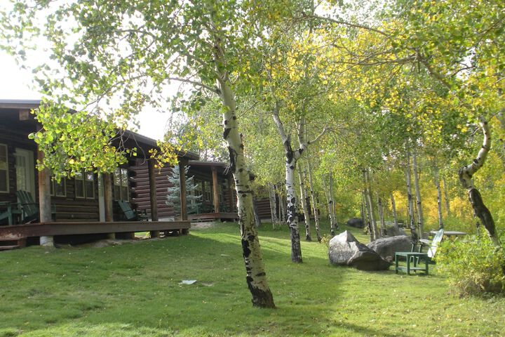 Lakeside Lodge Resort & Marina