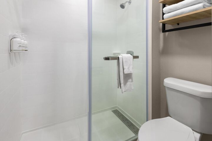 La Quinta Inn & Suites by Wyndham Mansfield OH