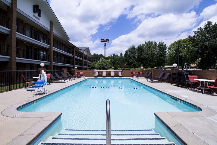 Pool 6 of 25